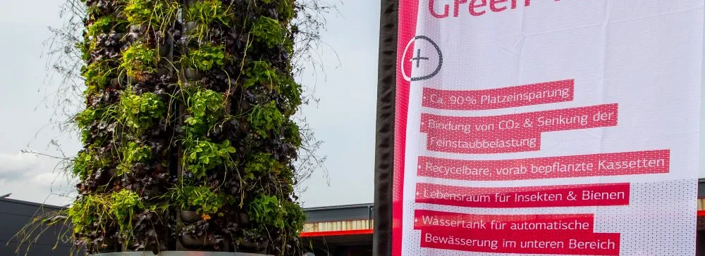 Alpaka Innovation präsentiert ihren "Green Tower". Eine Lösung für die städtische Begrünung.