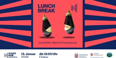 Zwei Auberginen mit eingeschnittenen Mundformen vor rotem Hintergrund, darüber der Text 'LUNCH BREAK'.