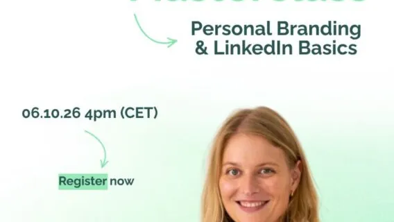Porträt einer lächelnden Frau mit langen blonden Haaren und weißer Bluse vor hellgrünem Hintergrund mit Text zu einer Masterclass für Personal Branding und LinkedIn Basics