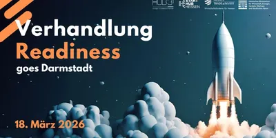 Rakete startet vor wolkigem Himmel mit Text 'Verhandlung Readiness goes Darmstadt 18. März 2026'