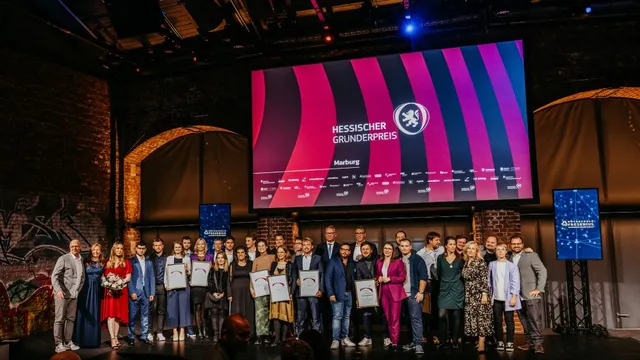 Preisverleihung Hessischer Gründerpreis 2024 im Lokschuppen Marburg