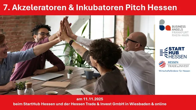 Menschen sitzen an einem Tisch und geben sich gegenseitig High-Fives, im Hintergrund Pflanzen und Fenster, Textbanner mit Veranstaltungshinweis und Logos von Business Angels Frankfurt Rhein-Main, Start Hub Hessen und Hessen Trade & Invest.