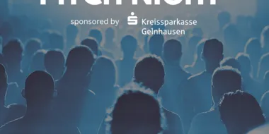 Publikum bei einer Veranstaltung, darüber Text 'Kinzig Valley Pitch Night', gesponsert von Kreissparkasse Gelnhausen, Datum 21. Oktober 2025, 18:00 Uhr, Ort Kreissparkasse Gelnhausen