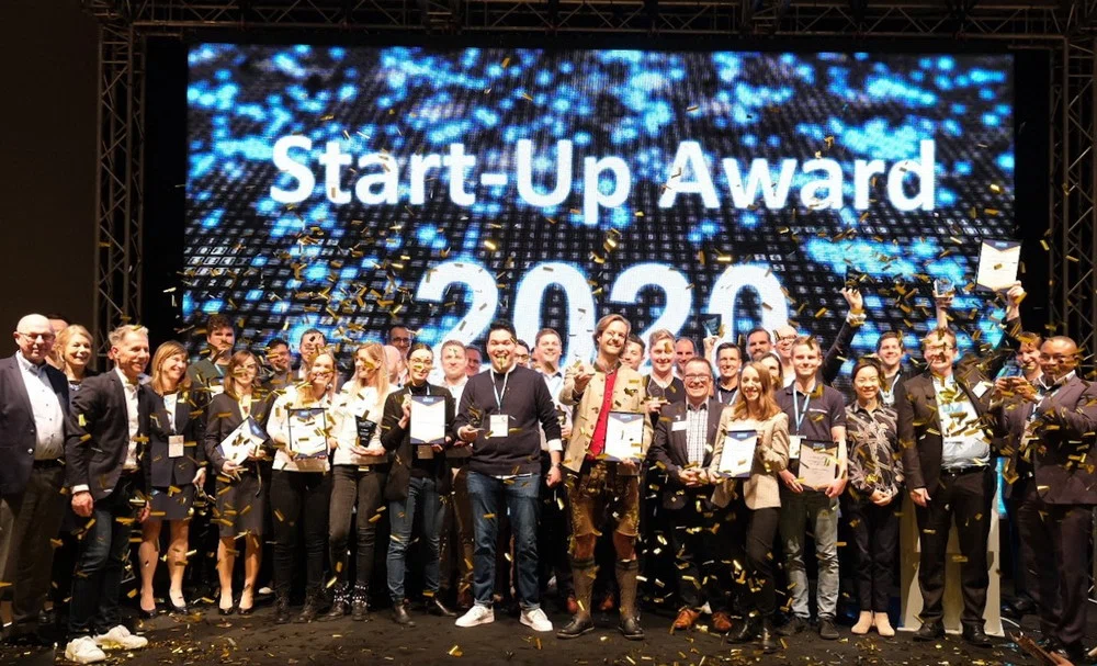 start-up-award-dfc-2020-f_01.jpg